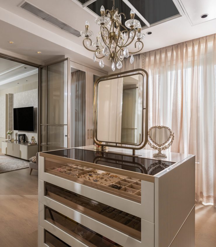 Luxury Dresser